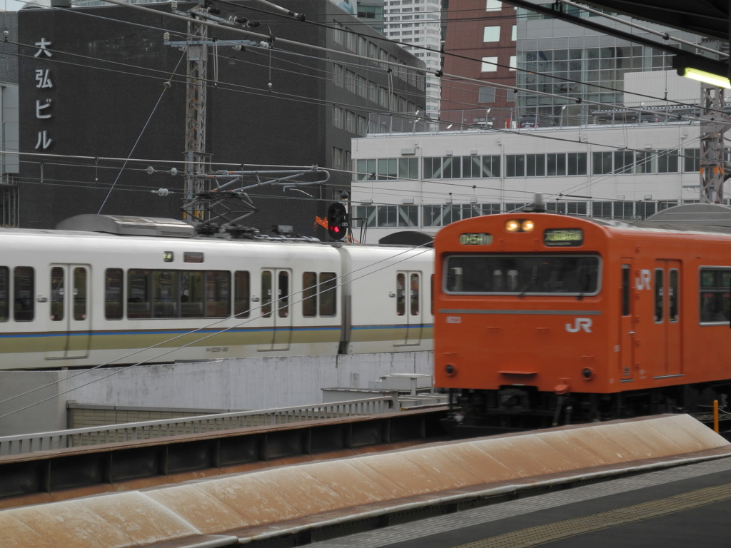 橙一色クロニクル～大阪駅～　その1