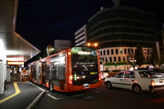 新参者　街のにぎわい