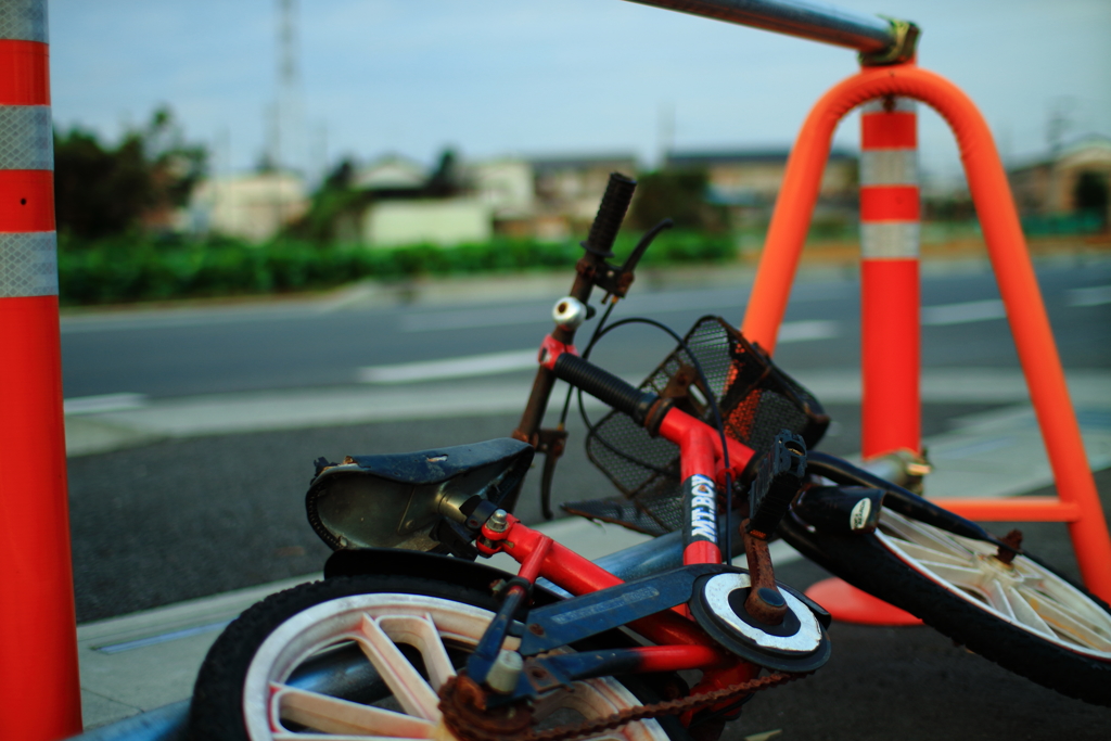 置き去りになった自転車