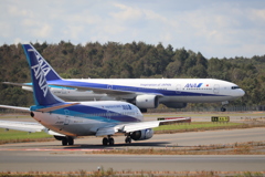 2機のANA
