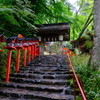 雨の貴船神社