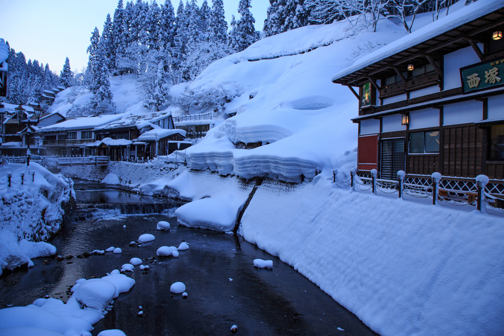 銀山温泉　冬
