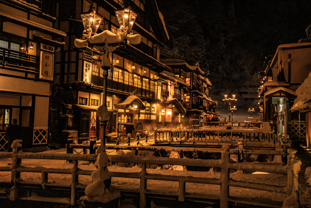 銀山温泉