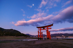 厳島神社