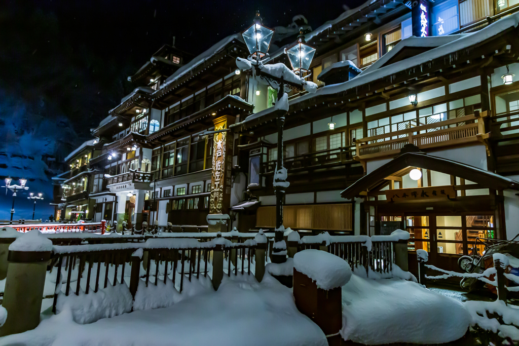 銀山温泉