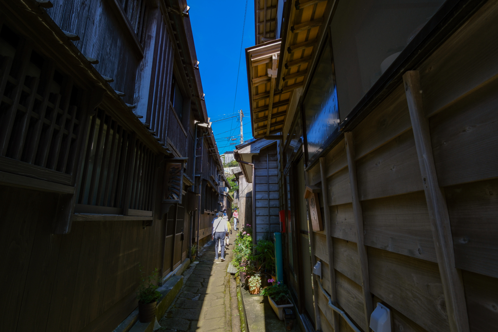 佐渡の旅　宿根木船大工町並み