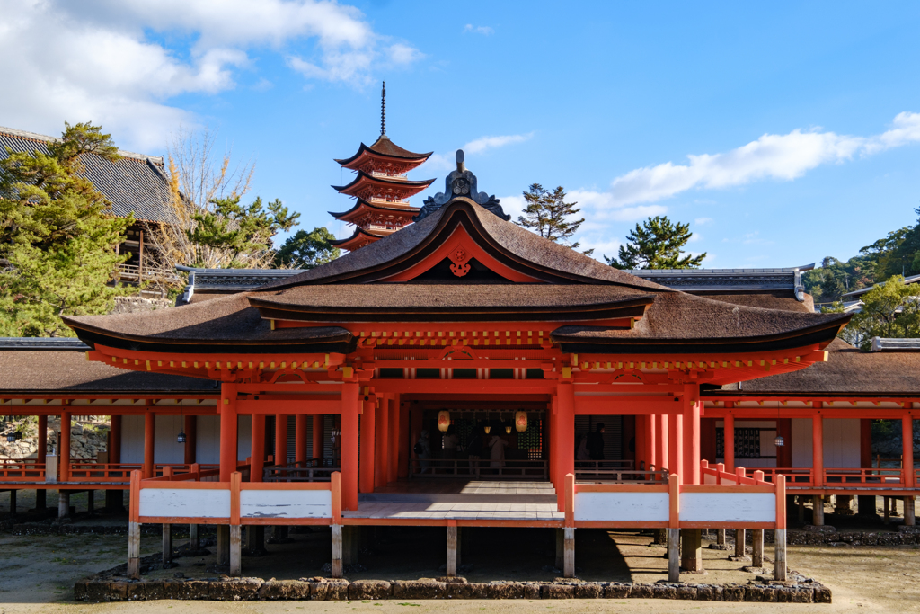 厳島神社