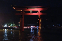 厳島神社　ナイトクルージング