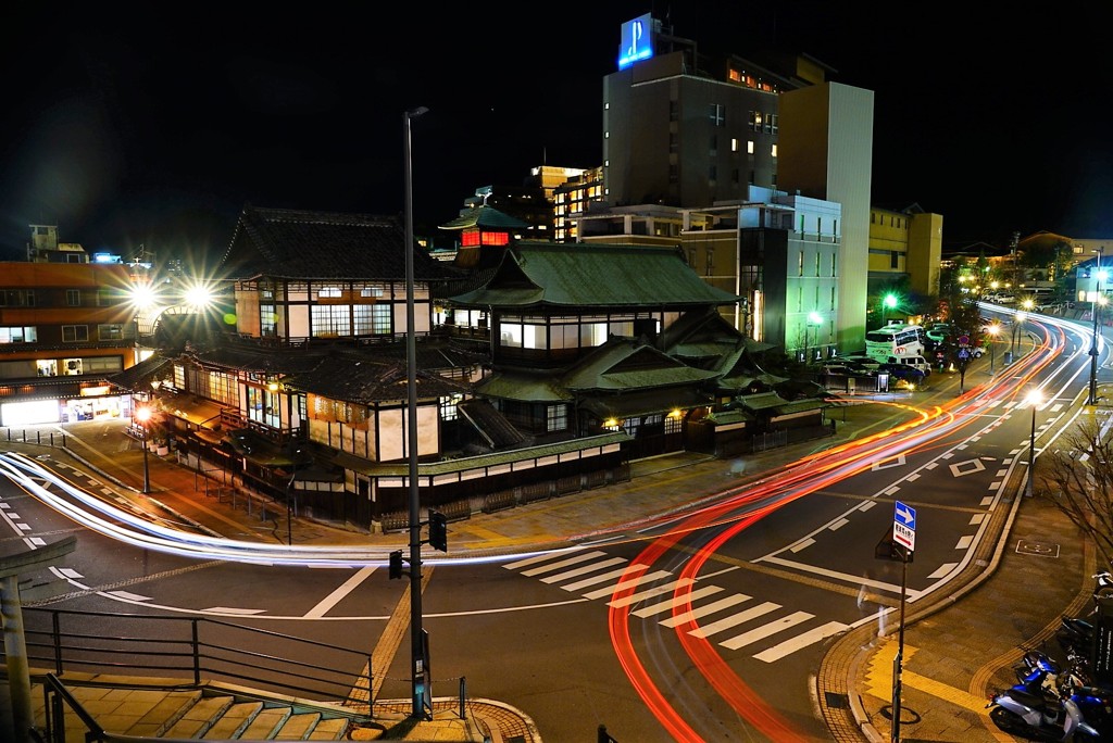 道後温泉東側