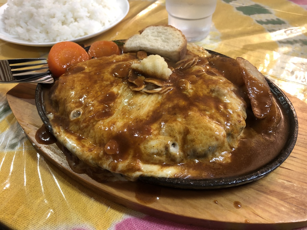 ちなみに今日のランチはハンバーグ