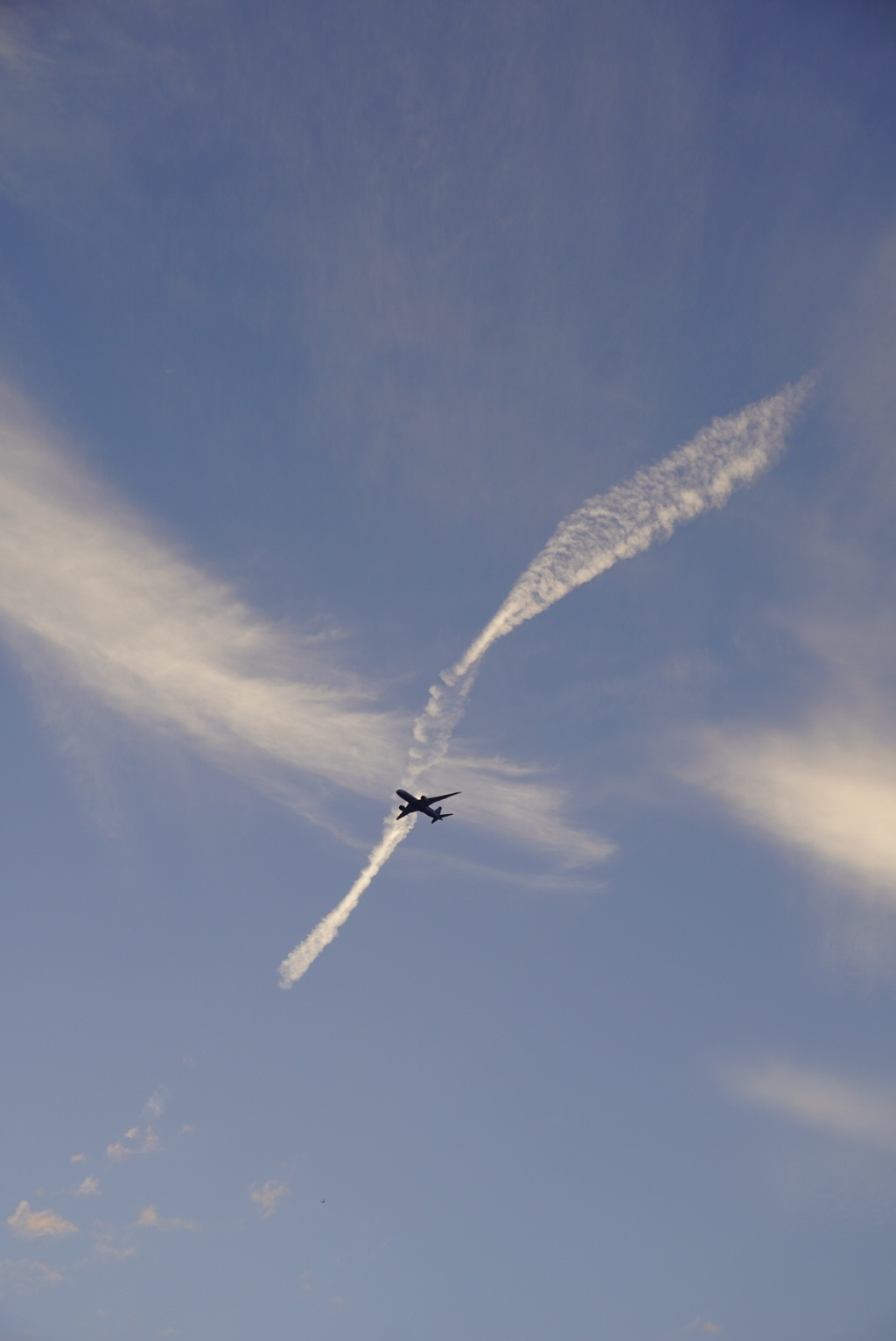 雲と飛行機