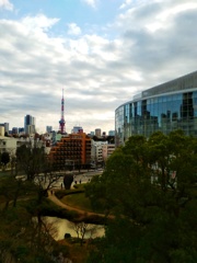 六本木ヒルズの朝空