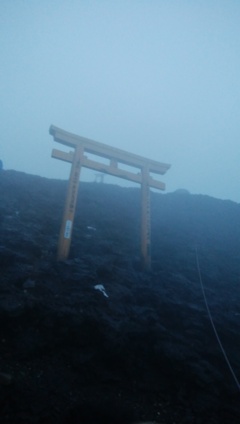 バスツアーで冨士登山しました