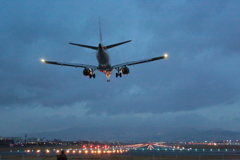 雨の伊丹空港
