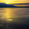 諏訪湖と夜明けと薄氷と・・・