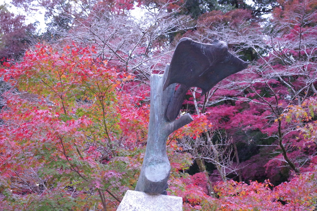 高尾山の麓の紅葉