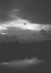 暮れる空