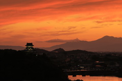 犬山成田山の夕日