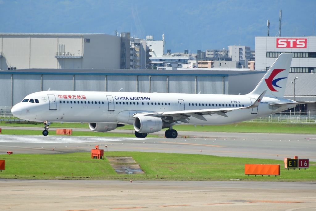 福岡空港 中國東方航空