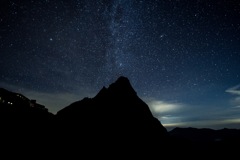 テントから望む槍ヶ岳と星空