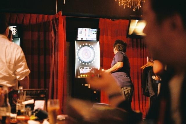 ダーツのリーグの様子