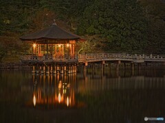 夜の浮御堂
