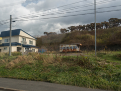 駅舎の残る旧留萌本線礼受駅跡