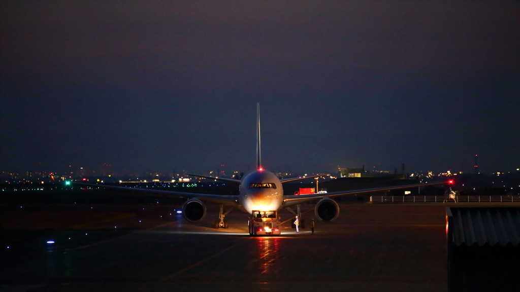 旭川空港・夜
