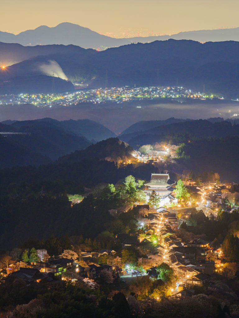 吉野山の夜景