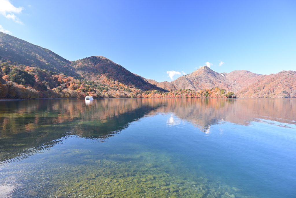 中禅寺湖リフレクション