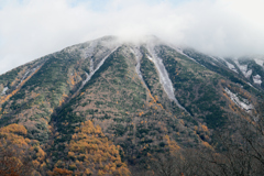 男体山