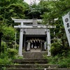 緑の神社