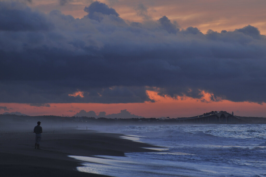 20100907_052754 遠州灘海岸 朝釣り