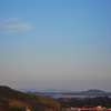 20090208_170641 赤岩神社 青空に満月（縦構図）