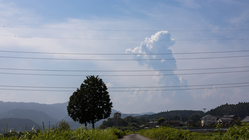 雲の爆発