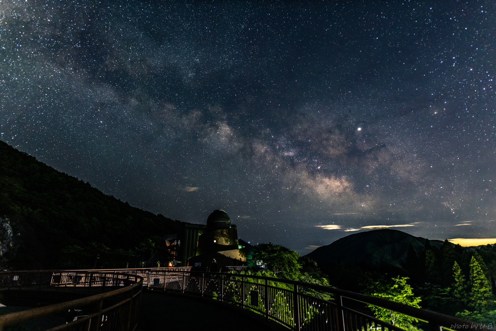 星の村の夜空