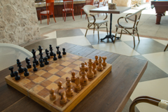 ホテル内のチェス