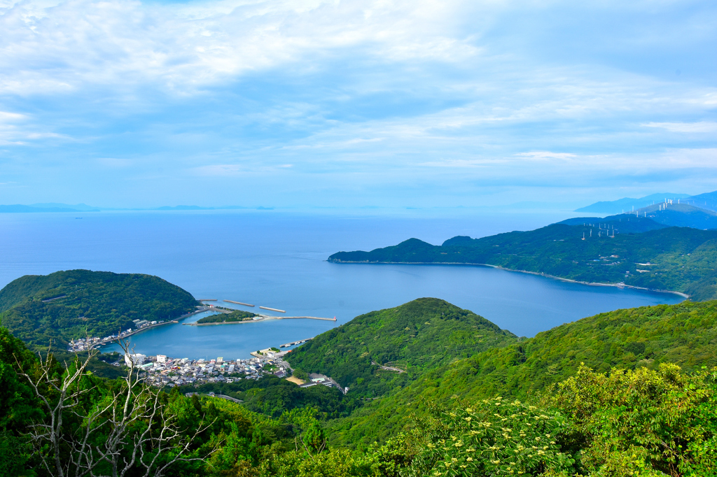 静かな湾