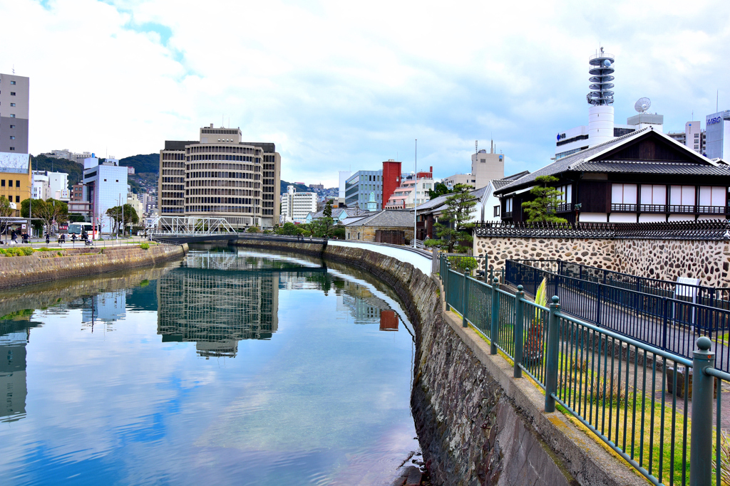 昔を偲ばせる長崎 “出島”