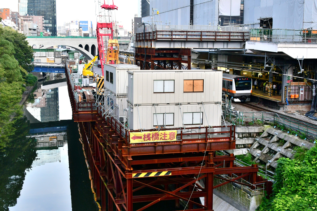 お茶の水駅今昔 2019.10月