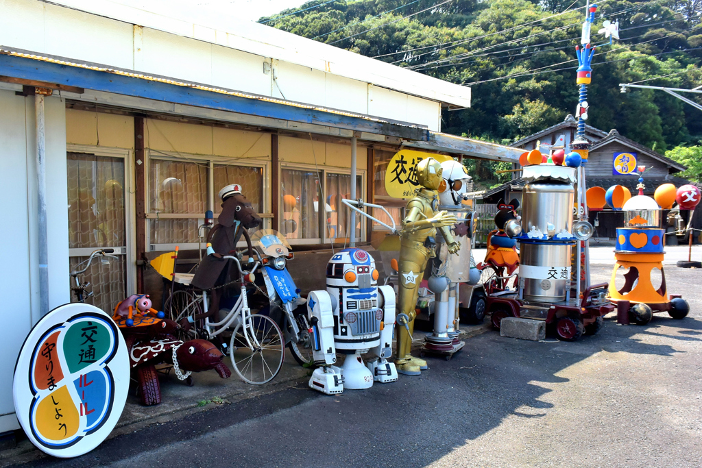 ロボット達の交通安全祈願