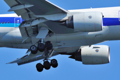 Engines & Landing Gear