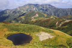 三方池と以東岳