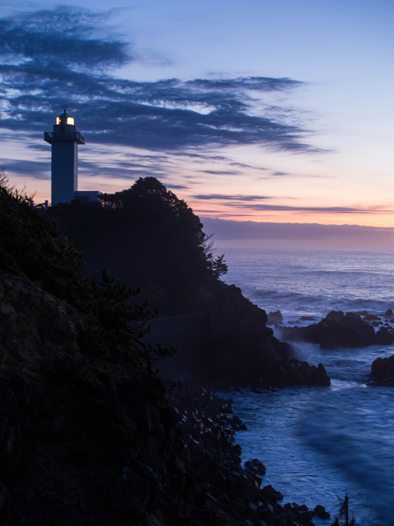 Early morning lighthouse