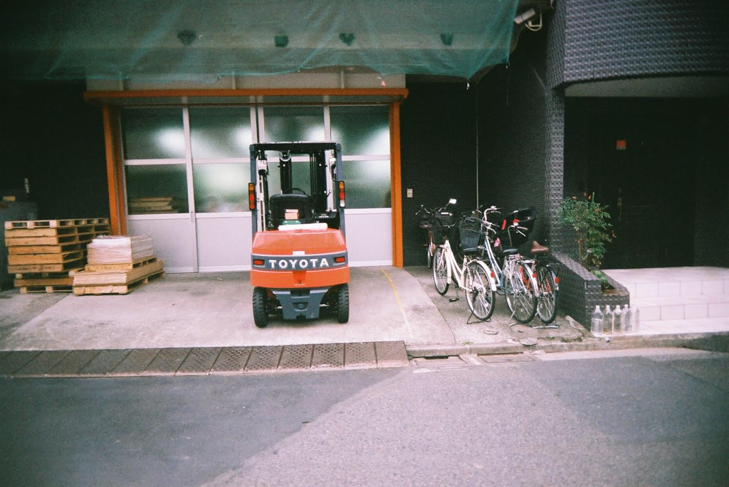 働く工場