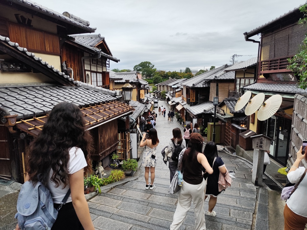 二寧坂にて