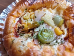 ピザぱんに、足したもの…