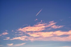 旅に出たくなる、寝起きの空