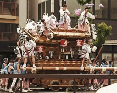 記憶の中の祭り