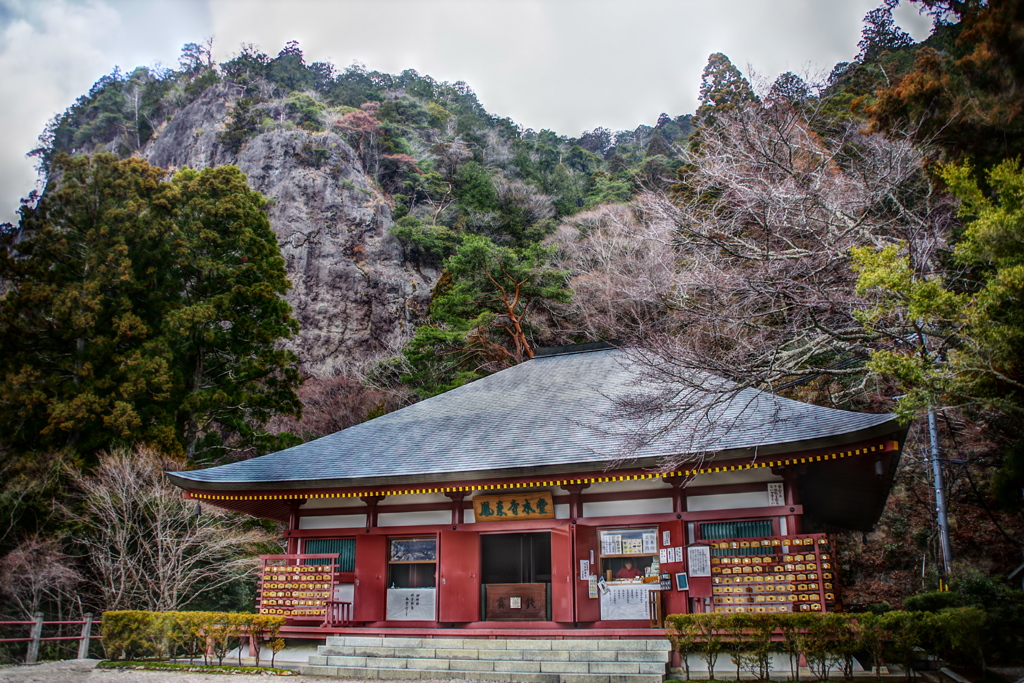 鳳来寺山